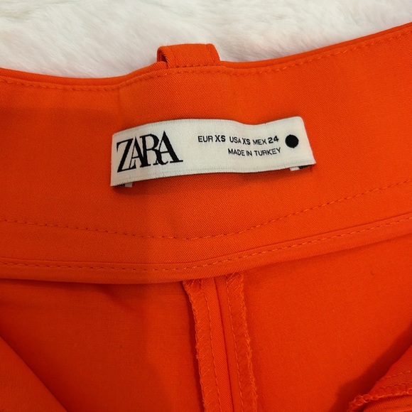 Zara Bright Orange Women's Shorts - Picture 4 of 4